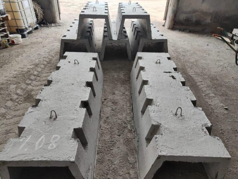 арычный лоток б3