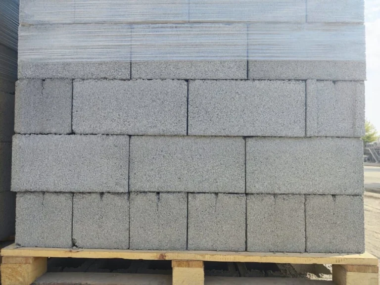 Сплитерный блок серый