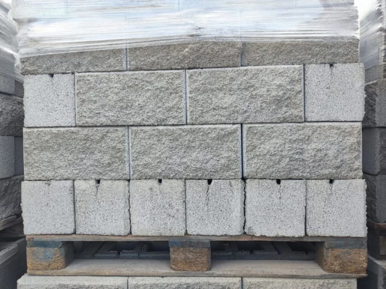 Сплитерный блок рваный серый